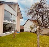 4 Zimmer Wohnung in Taunusstein Neuhof mit Garten + Doppelgarag