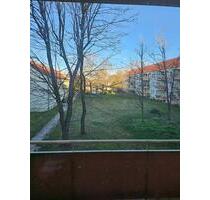 Schöne 3 Zimmer Wohnung mit Blick ins Grüne - Merseburg