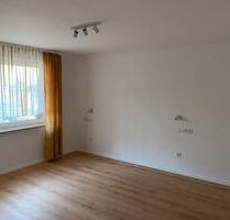 Schöne 2 Zimmer Wohnung - 975,00 EUR Kaltmiete, in Ilbesheim bei Landau in der Pfalz (PLZ: 76831)