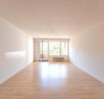 2-Zimmer Wohnung in toller Lage, mit Garagenstellplatz ! - Baden-Baden