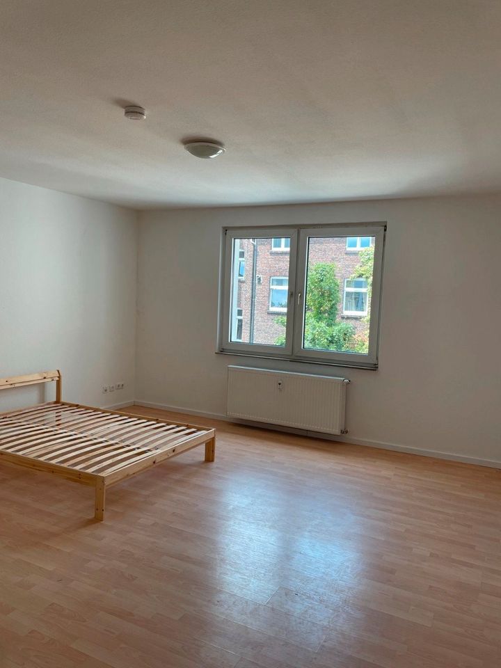 Frisch renovierte 1-Zimmer Wohnung Nr.13! - Essen Stadtbezirk VI