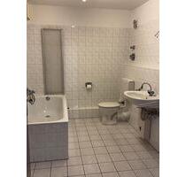 Helle 2 Zimmer Dachgeschosswohnung in Herzen von Barmen - Wuppertal Brill