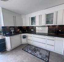 Moderne 3 Zimmer Wohnung mit Wintergarten & großem Garten - Bremen Huchting