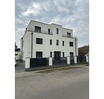 2 Zimmer Wohnung mit Küche Terrasse Neubau ab sofort - Berlin Marzahn-Hellersdorf