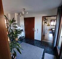 4 Zimmer Dachgeschoss Wohnung - 730,00 EUR Kaltmiete, ca.  100,00 m² in Wellendingen (PLZ: 78669)