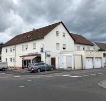 2 Zimmer - Dachgeschosswohnung in 97464 Niederwerrn zu vermieten!