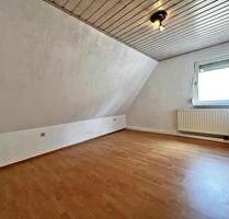 Gemütliche 3 Zimmer im Dachgeschoss - optimaler Grundriss - inkl. gepflegtem Bad & EBK - Heilbronn Frankenbach