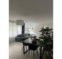 Schöne 2 Zimmer Wohnung mit grossem Balkon -Nachmieter ab Juni - Langenfeld (Rheinland)