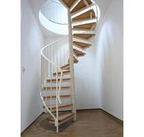 Schöne 3 Raum-Maisonette-Wohnung, mit großzügigen Räumen und Badezimmer mit Taglicht und Badewanne - Chemnitz Hilbersdorf