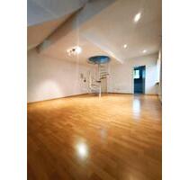 2 - Zimmer Wohnung in Homburg Provisionsfrei !