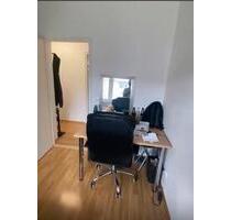 Ich miete ein Zimmer in einer drei Zimmer Wohnung - München Ramersdorf-Perlach