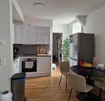 Auf 01.11. anmietbar - 2-Zimmer Wohnung, Einbauküche, Stellplatz - Villingen-Schwenningen Kopsbühl