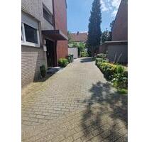 Top renoviert! 2,5 Zimmer in OB – Einbauküche & Garage möglich! - Oberhausen Alstaden