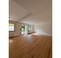 Top sanierte 2 Zimmer Wohnung mit Einbauküche und Terrasse - Mönchengladbach Süd