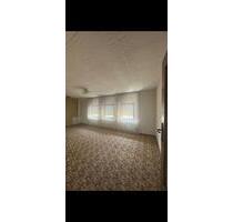 Miete: 2 Zimmer Wohnung Neckarsulm-Neuberg mit Küche+Parkplatz