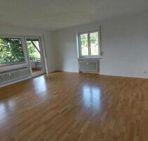Schöne, helle 3,5 Zimmer Whg mit großem Balkon und Garage - Sulzberg