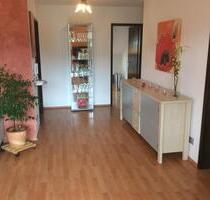 Bad Urach 2,5 Zimmer Wohnung, voll möbliert zur Miete