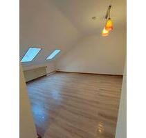 Schöne 5 Zimmer Wohnung - 100 qm - Katzwinkel (Sieg)