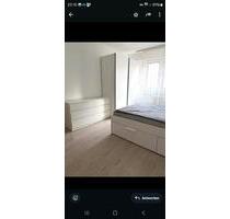 WG-Zimmer zu vermieten - 550,00 EUR Kaltmiete, ca.  14,00 m² in Stuttgart (PLZ: 70439) Neuwirtshaus