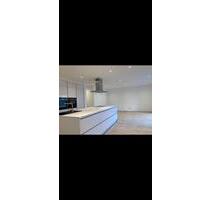 Moderne 5 Zimmer Wohnung mit Wintergarten - Rühen