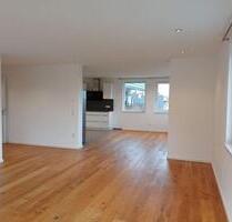 Hochwertig ausgestattete 5- Zimmer Wohnung! - Filderstadt