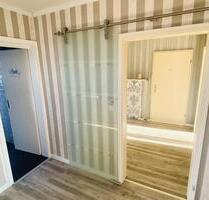 3 Zimmer Wohnung: EBK,Balkon+Markise, Tageslichtbad mit Badewanne + Dusche, Keller, PKW-Stellplatz - Wolfenbüttel Adersheim