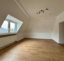 Helle 3 Zimmer Wohnung inkl. Einbauküche, Gäste WC und Keller - Neuwied Block