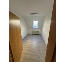 Kleines Zimmer in Stuttgart zu vermieten Nähe Marienplatz