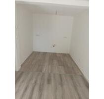 Neuwertige 4Zimmer wohnung zentral gelegen in durmersheim