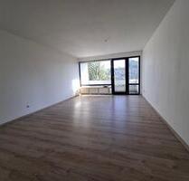 Achim Vermietung 3 Zimmer Kü - Bad - Balkon - Keller - PKW -Stellplatz
