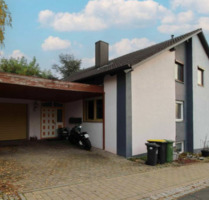 4 Zimmer Wohnung Dachgechoss - 950,00 EUR Kaltmiete, in Veitsbronn (PLZ: 90587)