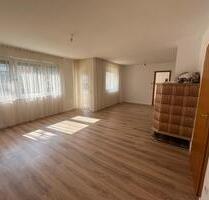 Helle 3,5 Zimmer Wohnung mit Balkon - Tuttlingen