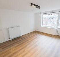 Kernsanierte 3-Zimmer Wohnung mit Balkon und neuer EBK - Hamburg Wandsbek