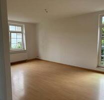 Sehr schöne, ruhige 2-Zimmer Wohnung in Stadtzentrumsnähe - Hohenstein-Ernstthal