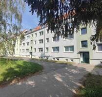 DREI ZIMMER im DACHGESCHOSS - 328,00 EUR Kaltmiete, ca.  57,40 m² in Eilenburg (PLZ: 04838)