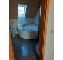 3 Zimmer Wohnung Bad Überdachter Balkon 1OG - Windhagen