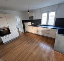 Erstbezug nach Sanierung 4 Zimmer Erdgeschosswohnung in Eich