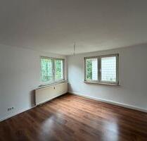 Erstbezug nach Renovierung – helle 4,5-Zimmer Wohnung, ca. 80 m² - Neustadt bei Coburg