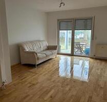 Zimmer in WG (01.05-01.08.25) in Eschborn - Steinbach (Taunus)