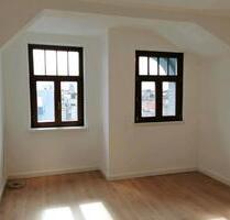 Große 2 Zimmer WG-geeignete Wohnung - Bremerhaven