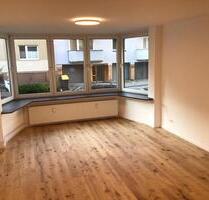 4 Zimmer Wohnung Hannover Mitte EBK Balkon 2 Bäder neu saniert