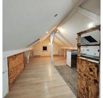 Ein Zimmer Apartment im DG zu vermieten - Süßen