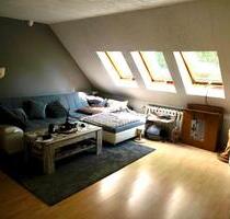 2-Zimmer DG Wohnung im Grünen 65m2 - Bucha