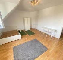 Möbiliertes WG-Zimmer in Essen, ruhige Lage, Nähe Innenstadt!