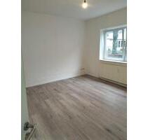 ANFRAGESTOPP !!! 1 12 Zimmer Wohnung renoviert HB Hemelingen - Bremen