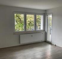 Lichtdurchflutete 2-Zimmer Wohnung mit Balkon in Bielefeld-Sennestadt!