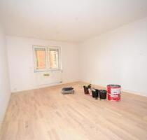 2 Zimmer Wohnung m. Echtholz Parkett, ideal für Single oder Paar. 1. OG - Nürnberg Rabus