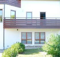 Freundliche 4 Zimmer Wohnung in Weissach mit EBK und Balkon