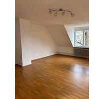 Frisch renovierte 4 Zimmer Wohnung im Herzen von Schwenningen - Villingen-Schwenningen