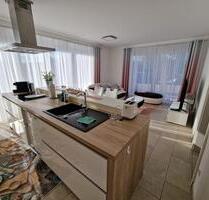 MODERNE U. PERFEKTE 2 ZIMMER WOHNUNG M. EIGENER TERRASSE - Vaihingen an der Enz